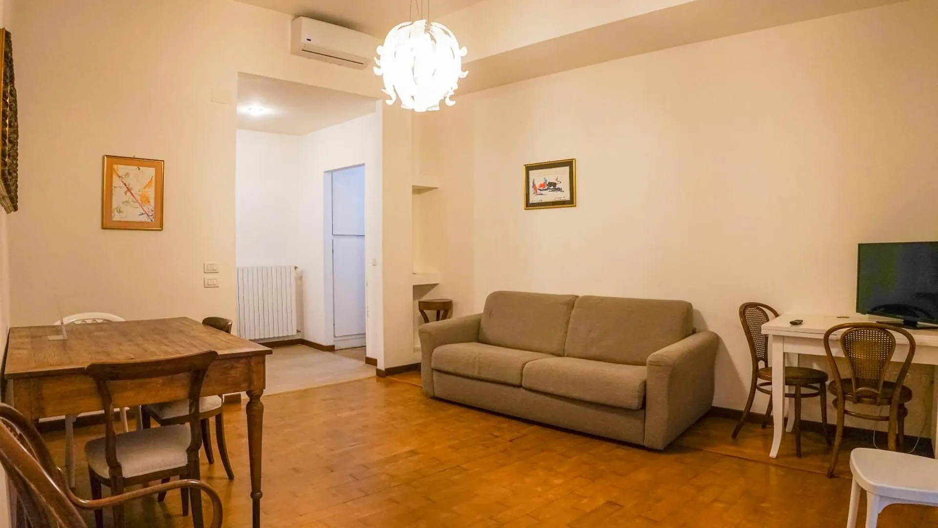 Italianflat - Via Adua Two Bedroom Old Town Verona